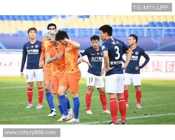 山东鲁能对阵重庆当代精彩直播全程回顾与赛后分析